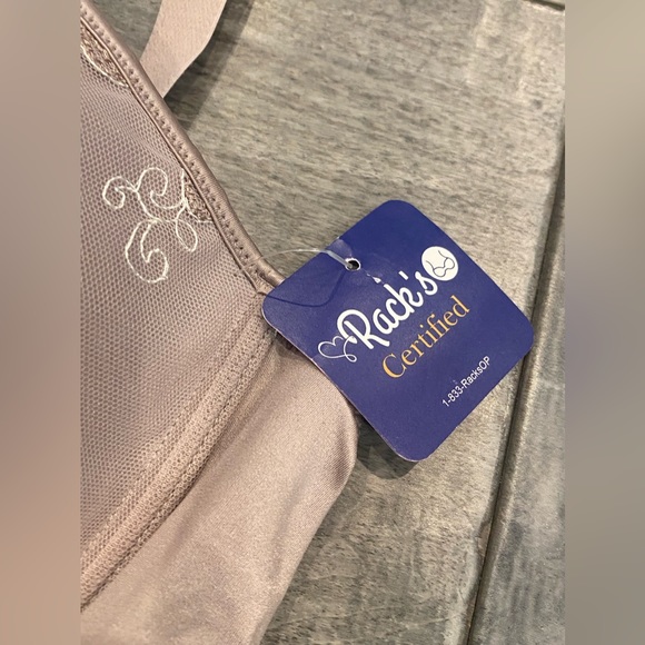 NWT- Playtex Secrets Beautiful LIft With Embroidery Underwire Bra, Size 44DDD - Picture 5 of 11